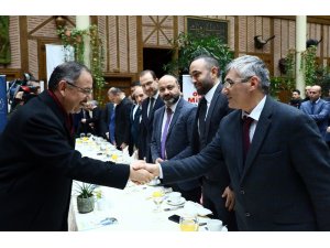 "Bizim iki partinin oyu bile yüzde 50’yi aşmamız için yetiyor”