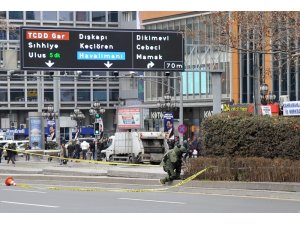 Kızılay’da şüpheli paket polisi alarma geçirdi
