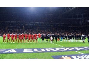 UEFA Avrupa Ligi: Galatasaray: 0 - Benfica: 0 (Maç devam ediyor)