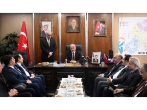 Bakan Turhan Bayburt’ta temaslarda bulundu