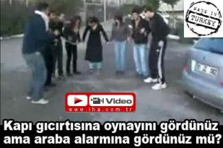 Araba alarmı dansı! VİDEO