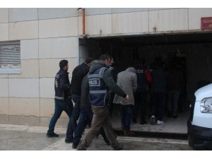 Elazığ’da sosyal medyadan PKK/KCK propagandasına 12 gözaltı