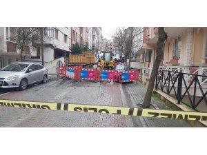 Avcılar’da altyapı çalışmaları sırasında göçük meydana geldi