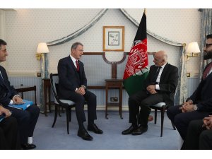 Bakan Akar, Afganistan Cumhurbaşkanı ile görüştü
