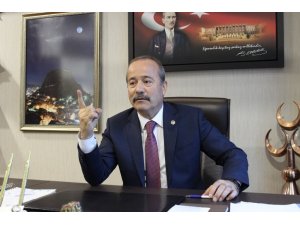 Babasını öldürdüğünü itiraf eden kıza MHP Milletvekili Taytak’tan destek