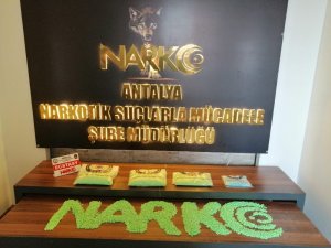 Antalya’da 20 bin 300 adet ecstasy hap ele geçirildi