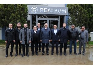 Başkan adayı Özlü, Realkom’da işçilerle bir araya geldi