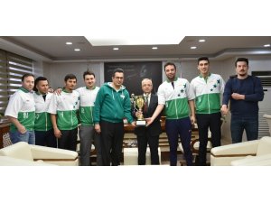Şampiyonluk sevincini Başkan Kayda ile paylaştılar