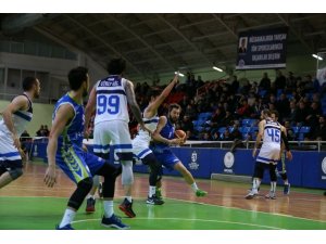 Denizli Basket galibiyet serisini sürdürüyor