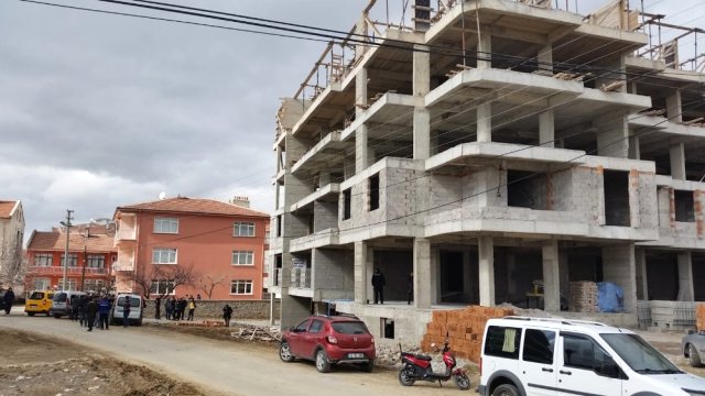 Konya'da Bir Kişi Asansör Boşluğunda Ölü Bulundu