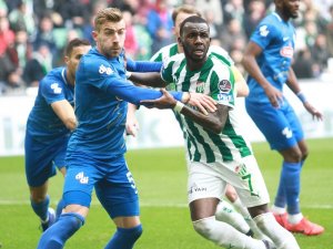 Spor Toto Süper Lig: Bursaspor: 0 - Çaykur Rizespor: 1 (İlk yarı)