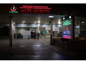 İzmir’de bıçaklı kavga : 1 yaralı