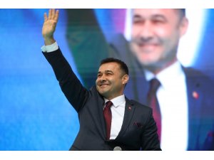Başkan Yücel’in seçim koordinasyon merkezi törenle açıldı