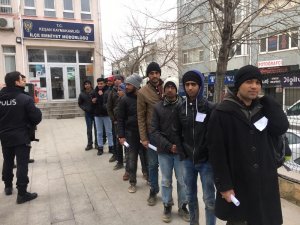 Edirne’de 11 kaçak göçmen yakalandı
