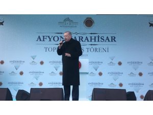 Cumhurbaşkanı Erdoğan: "Kazandığımız davaları Mehmetçik Vakfına hibe edeceğiz"