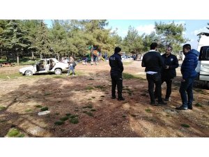 Bomba yüklü araç ihbarı polisi kırmızı alarma geçirdi