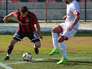 TFF 3. Lig 3. Grup: Turgutluspor: 3 - Yeni Çorumspor: 2