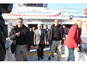 Kılıçdaroğlu İzmir’de vapura bindi