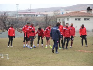 Elazığspor kampa girdi