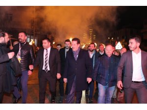 Başkan Tok’a Kışla’da meşaleli karşılama