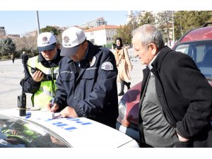 "Emniyet kemeri" takmayan sürücülere ceza