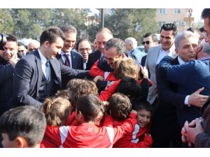 Bakan Kasapoğlu: "İzmir için çok güzel projelerimiz var"