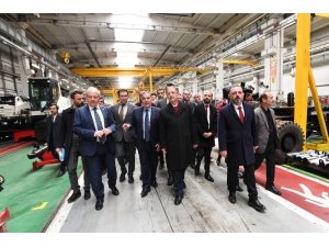 Mehmet Özhaseki: "Sonuna kadar yerli sanayiyi desteklemeye devam edeceğiz”
