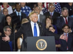Trump: "Maduro vatansever değil, Küba’nın kuklası"