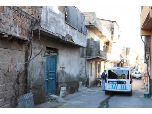 2 aylık bebeğin yanarak can verdiği eve girişler kapatıldı