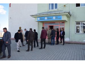 Okul müdürüne pompalı tüfekle saldırı