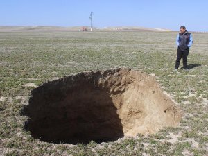 Konya'da üç gün arayla 2 yeni obruk oluştu