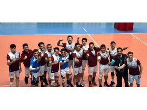 Pema Koleji ‘Play-Off’u garantiledi