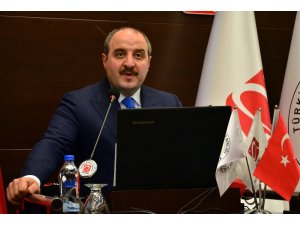 Bakan Varank Adana’da iş dünyasıyla buluştu