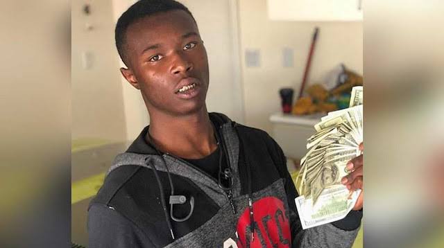 ABD'de polis kurşunuyla ölen rapçi 25 kez vurulmuş