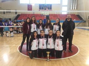 Okullar arası Yıldızlar Voleybol  İl Birinciliği tamamlandı