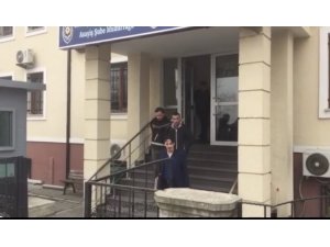 Yardım bahanesiyle gittiği evlerde bayanlar gasp eden şahıs tutuklandı