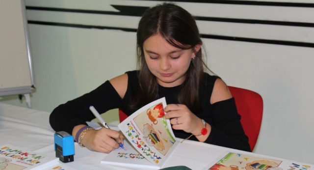 11 yaşında kitap yazdı, gelirini lösemili çocuklara bağışladı