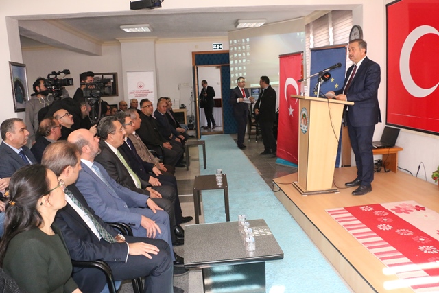 Mobilyacılarda mezuniyet heyecanı