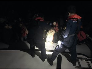Kuşadası’nda 14’ü çocuk 44 kaçak göçmen yakalandı