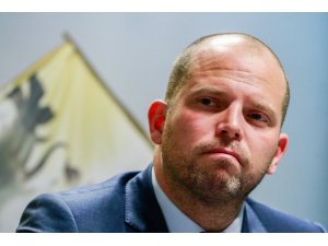 Belçika’da eski bakan Francken’den belediye başkanına suç duyurusu