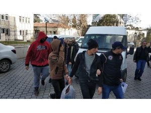 Samsun’da DEAŞ’tan 8 yabancı uyruklu şahıs adliyede