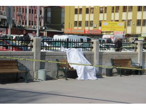 Konya'da hastanenin bahçesinde erkek cesedi bulundu