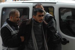 Nazar boncuklu çakmak ele verdi