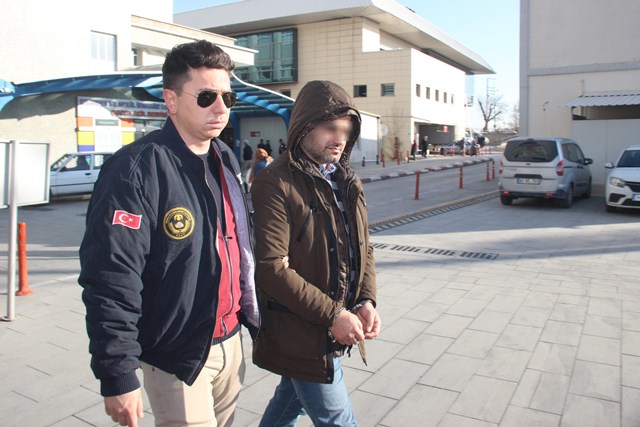 FETÖ'ye yönelik "ankesörlü telefon" operasyonunda 11 kişi gözaltında