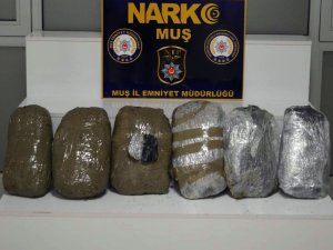 Muş’ta 10 kilo esrar ele geçirildi