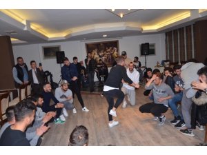 Taraftardan teknik ekip ve futbolculara yemek