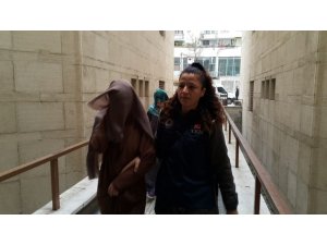 Kırmızı bültenle aranan DEAŞ mensupları hakim karşısında
