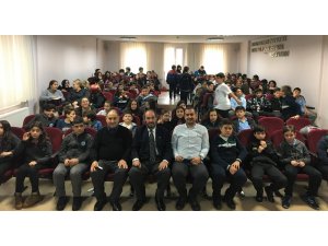 Muzaffer Ilıcak: "Bedenimizi spor yaparak koruyabiliriz"