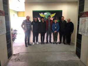 Okullarda keşfedilen 2 öğrenci profesyonel futbolculuğuna ilk adımını attı