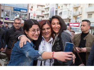 Çerçioğlu ve Günel, Kuşadası esnafını birlikte ziyaret etti